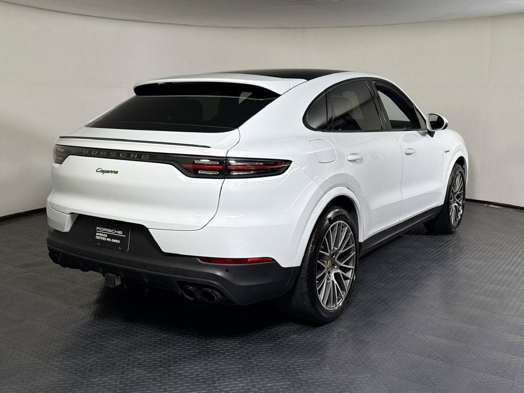 Certified 2023 Porsche Cayenne Platinum Edition AWD/4WD image 7