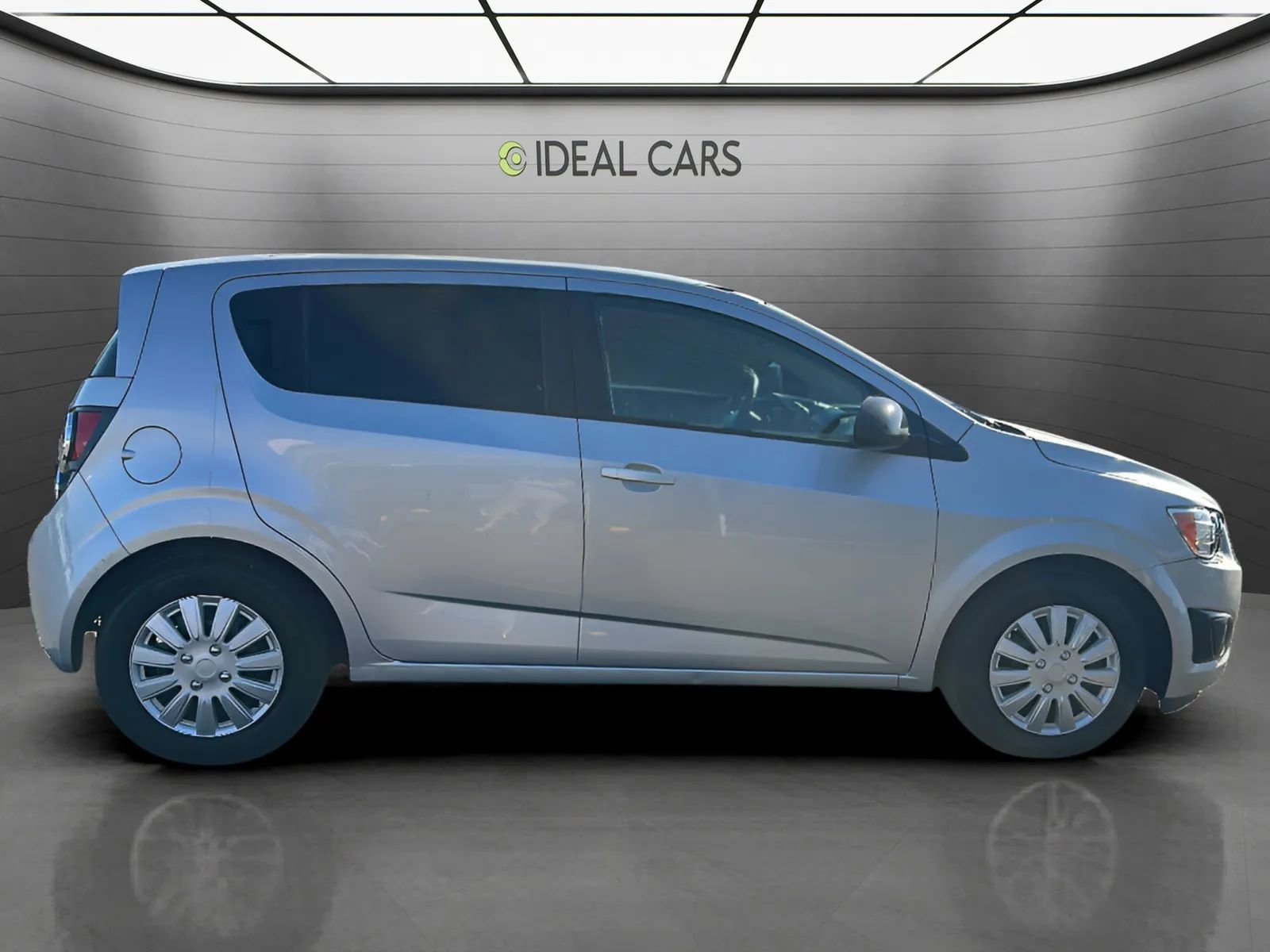 Used 2016 Chevrolet Sonic LS FWD image 5