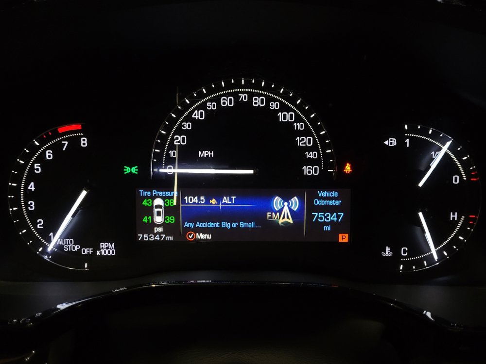 Used 2018 Cadillac XT5 Luxury w/ Driver Awareness Package FWD image 23