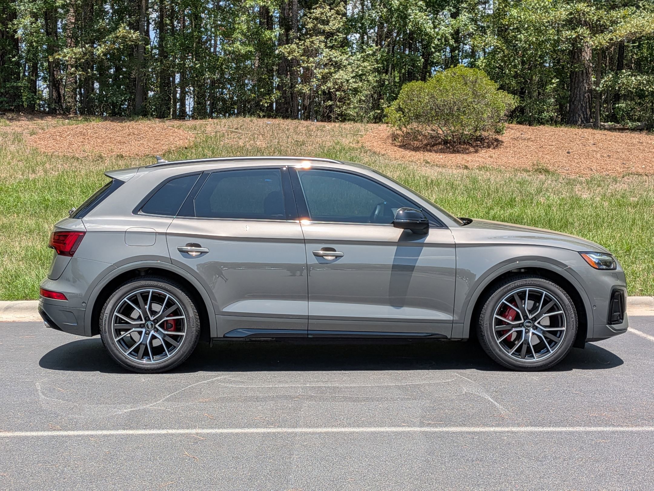 Used 2023 Audi SQ5 Prestige w/ Prestige Package AWD/4WD image 32