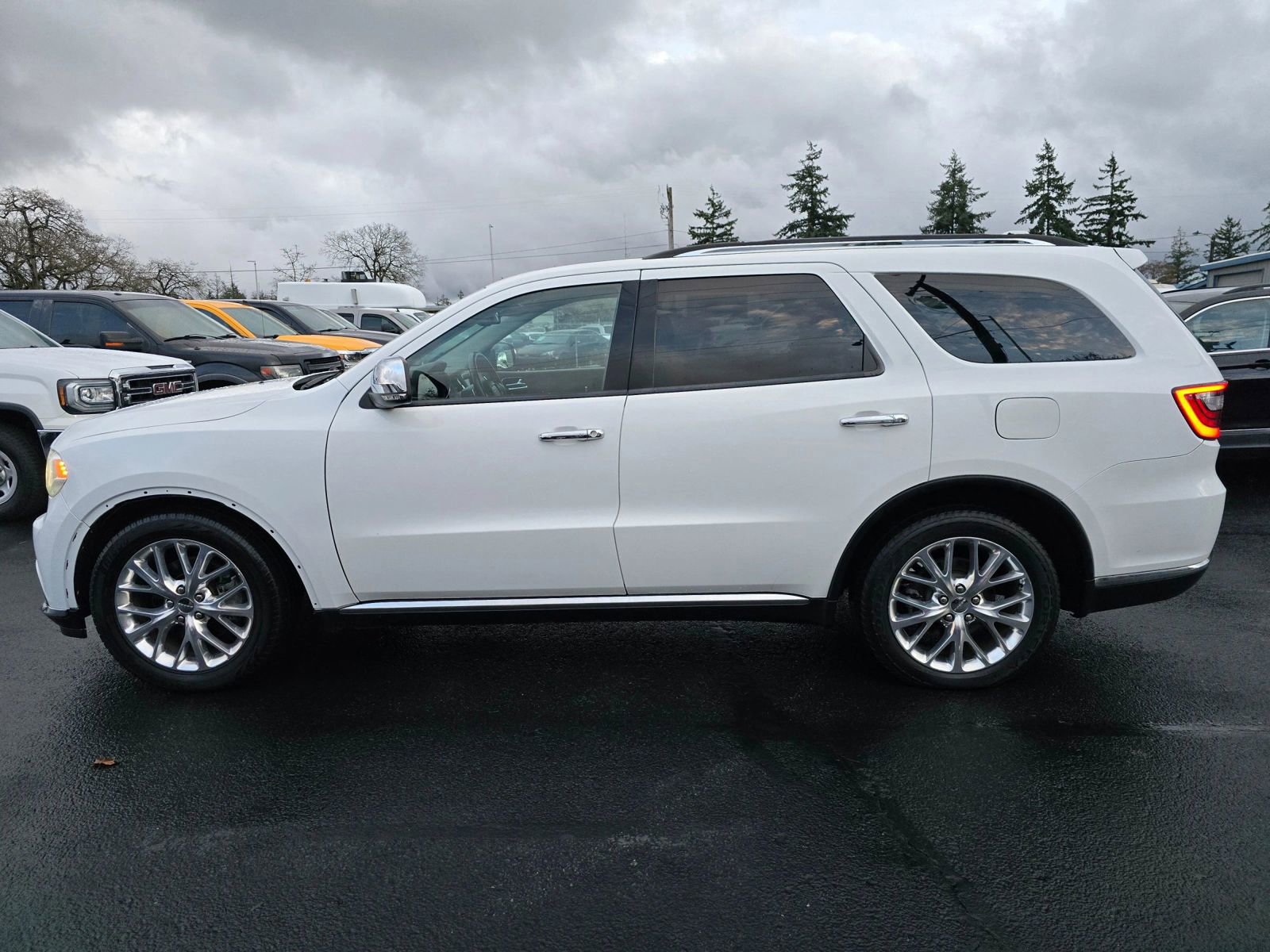 Used 2015 Dodge Durango Citadel w/ Technology Group image 2