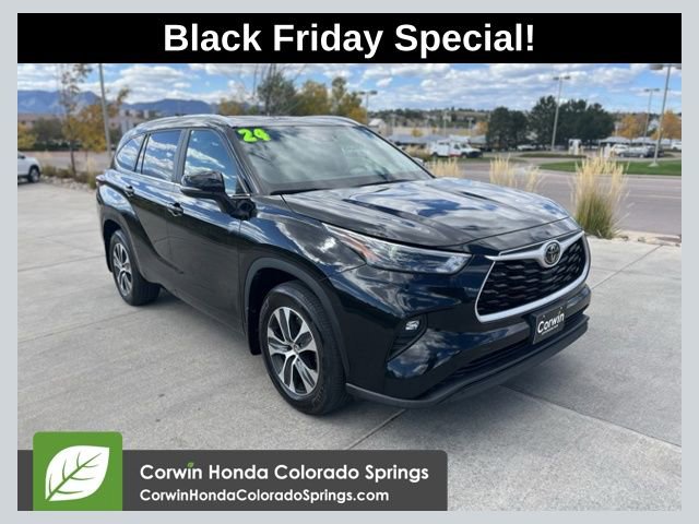 Used 2024 Toyota Highlander XLE