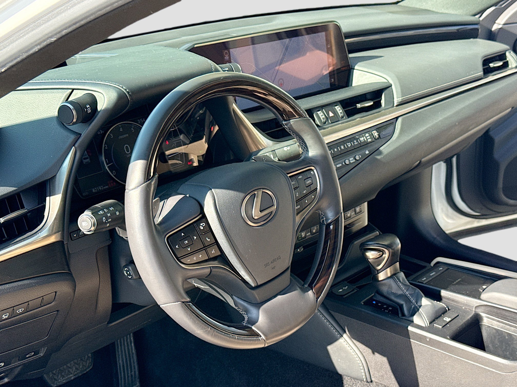 Used 2019 Lexus ES 350 w/ Accessory Package image 4