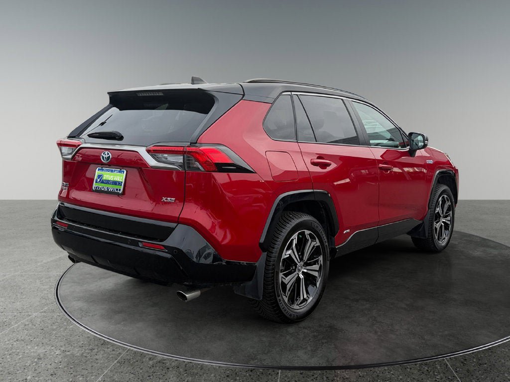 Used 2021 Toyota RAV4 XSE w/ Premium Package AWD/4WD image 9