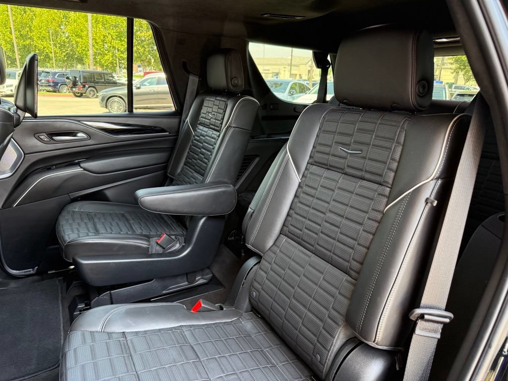 Used 2023 Cadillac Escalade V AWD/4WD image 15