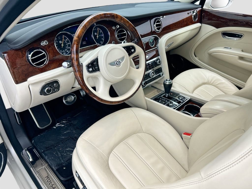 Used 2016 Bentley Mulsanne image 10