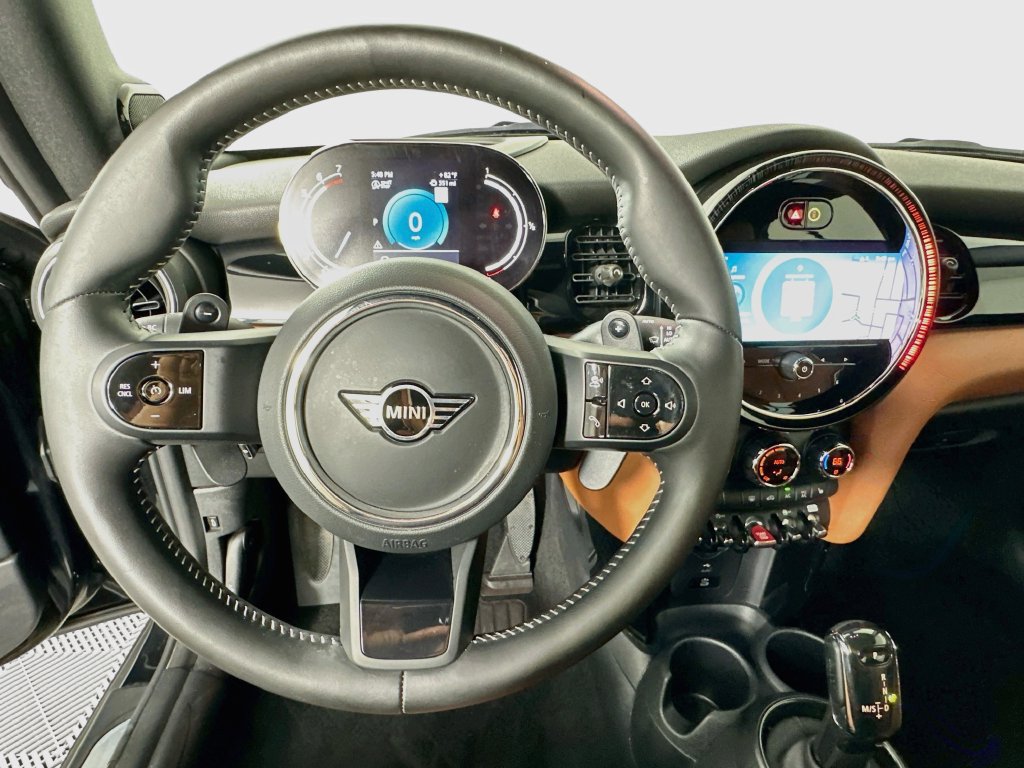 Used 2024 MINI Cooper S FWD image 11