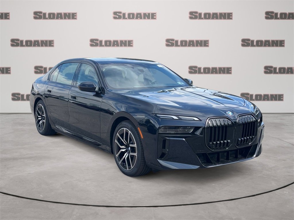 New 2026 BMW 750e xDrive image 7