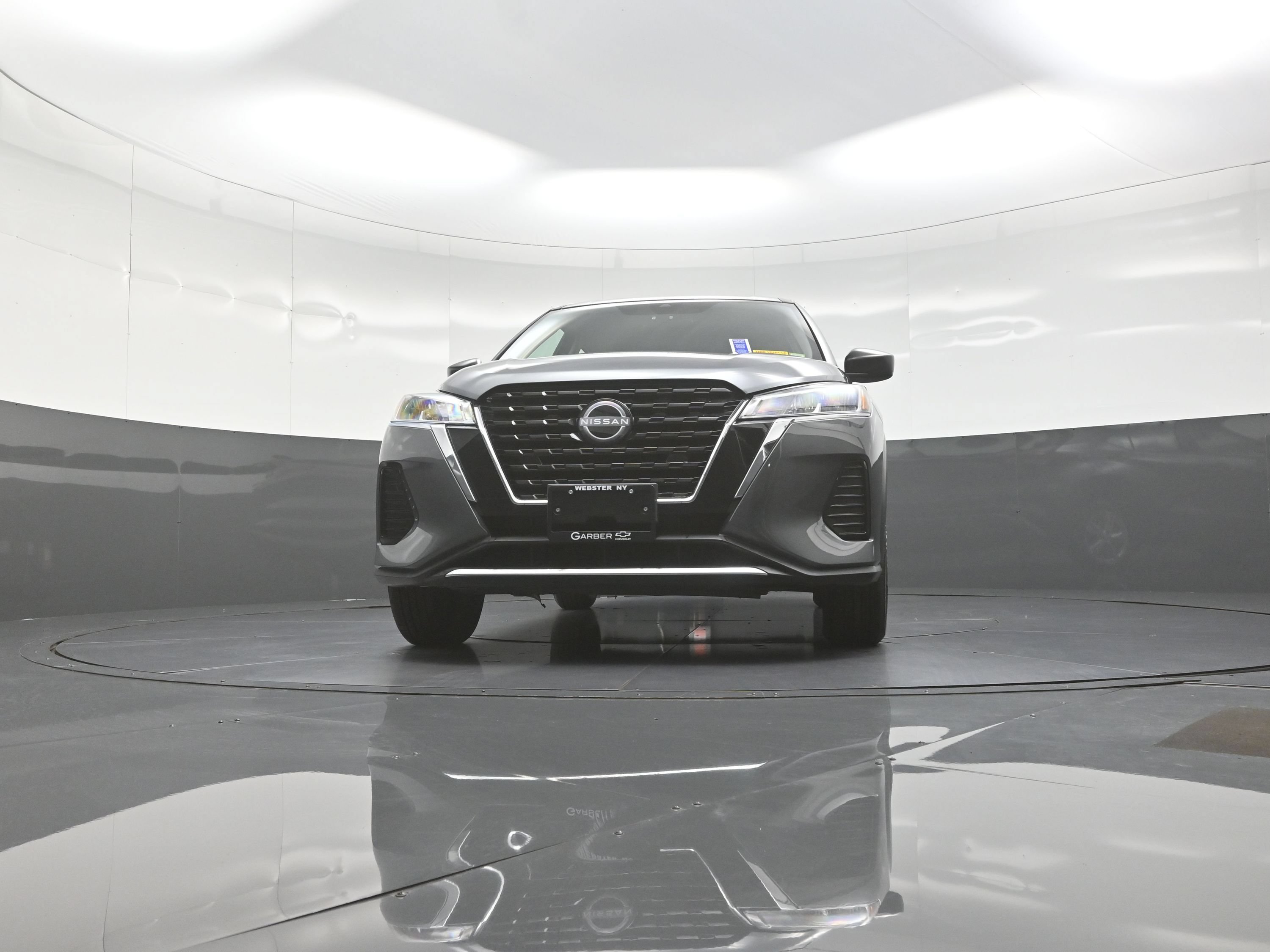 Used 2024 Nissan Kicks S FWD image 10