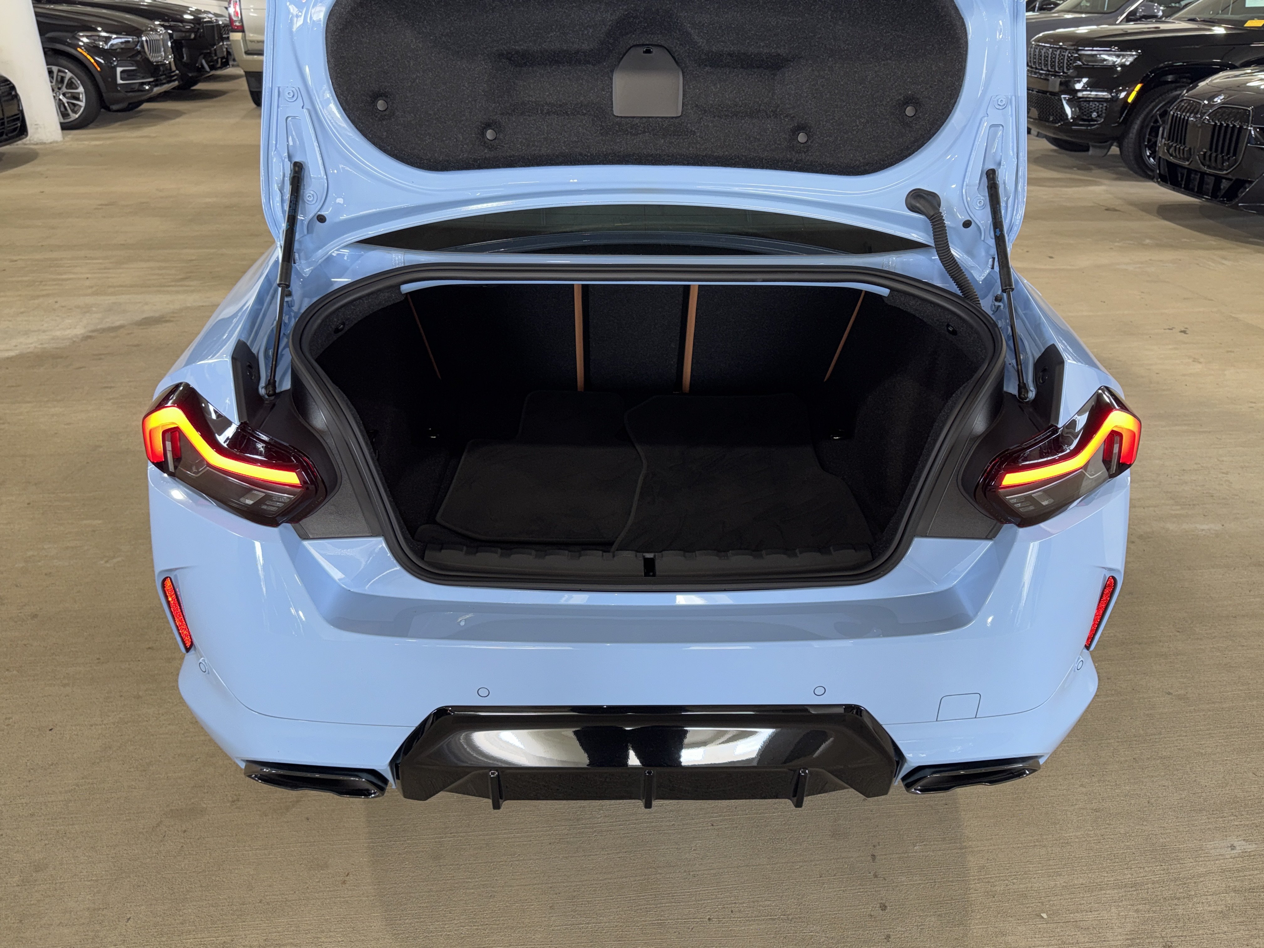 Used 2025 BMW M240i Coupe RWD image 12