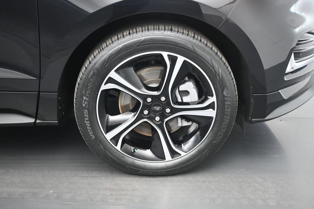 Certified 2023 Ford Edge ST AWD/4WD image 25