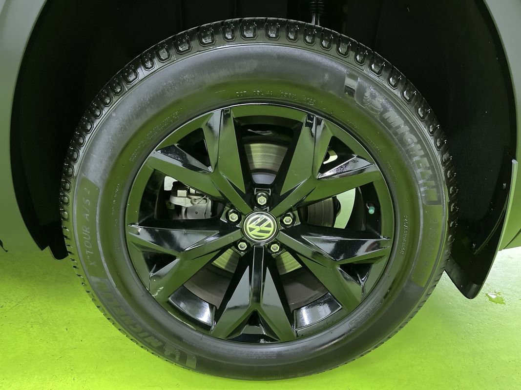 Used 2018 Volkswagen Atlas SE image 15