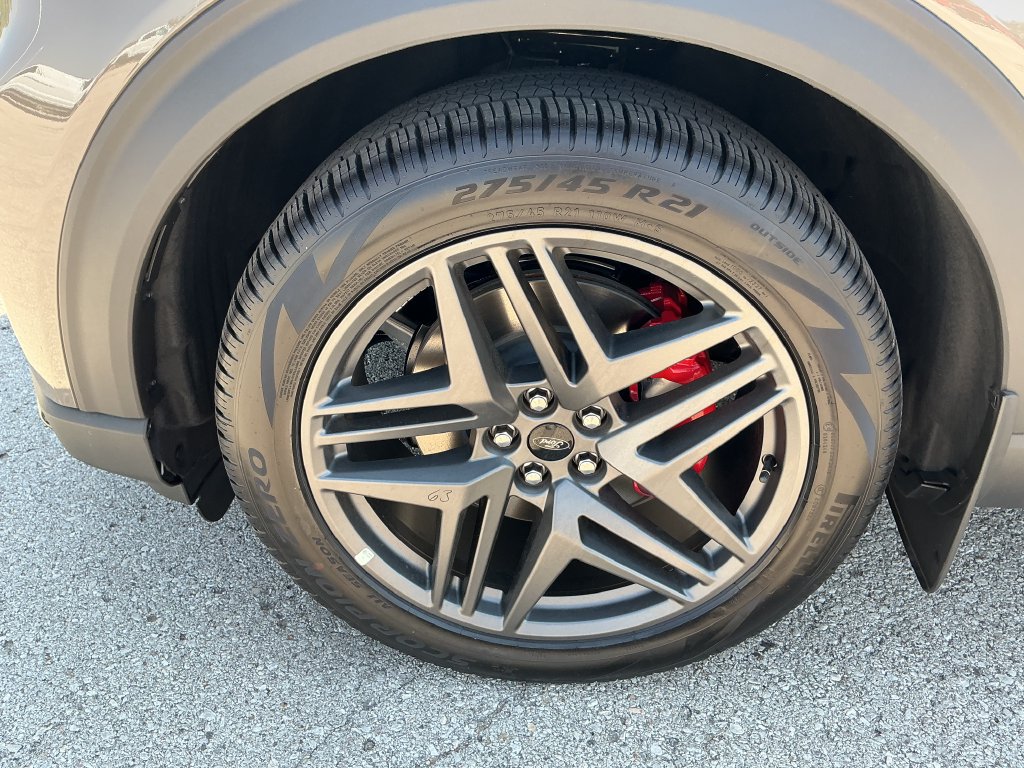New 2026 Ford Explorer ST AWD/4WD image 9