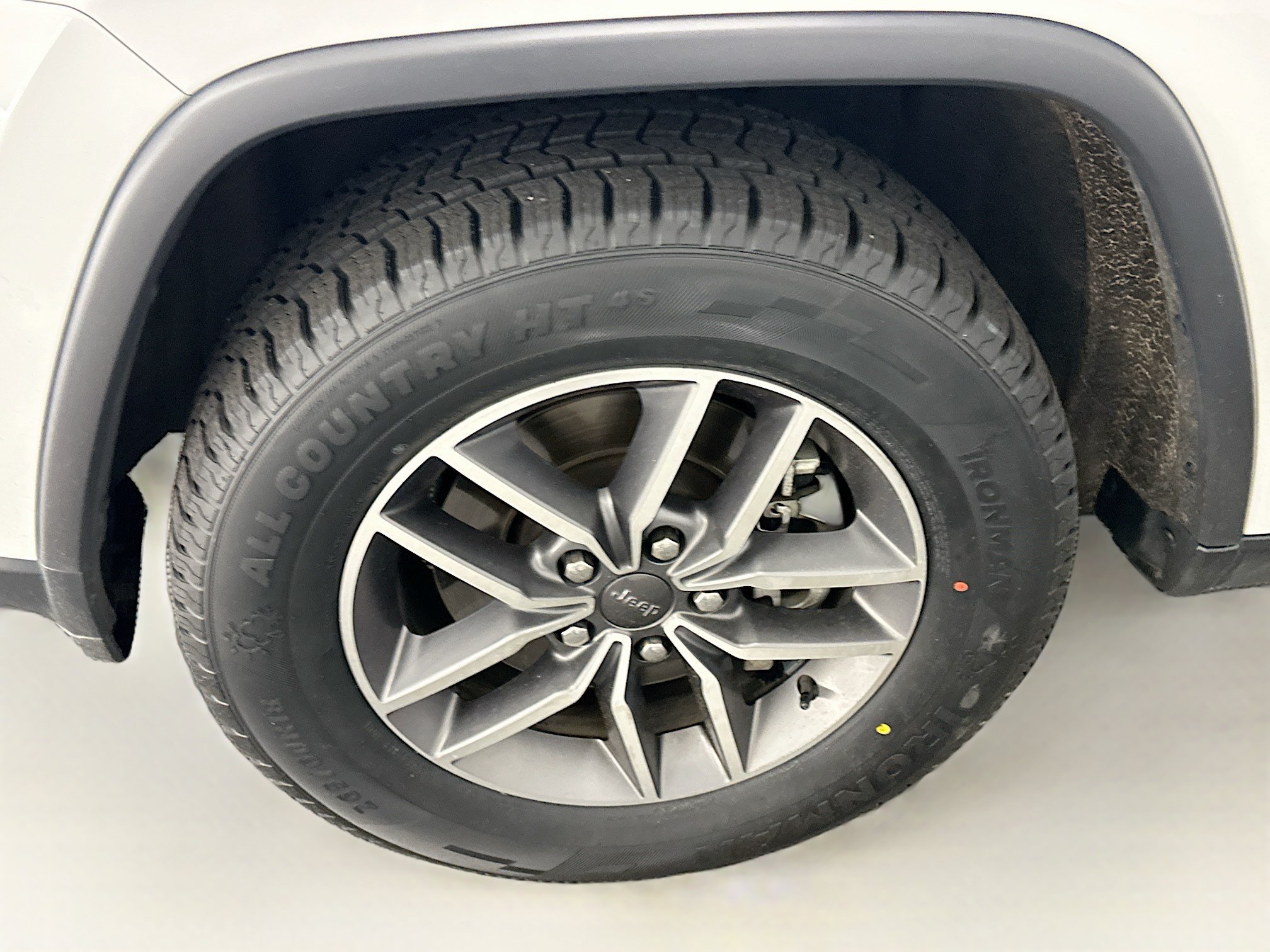 Used 2021 Jeep Grand Cherokee Limited AWD/4WD image 11
