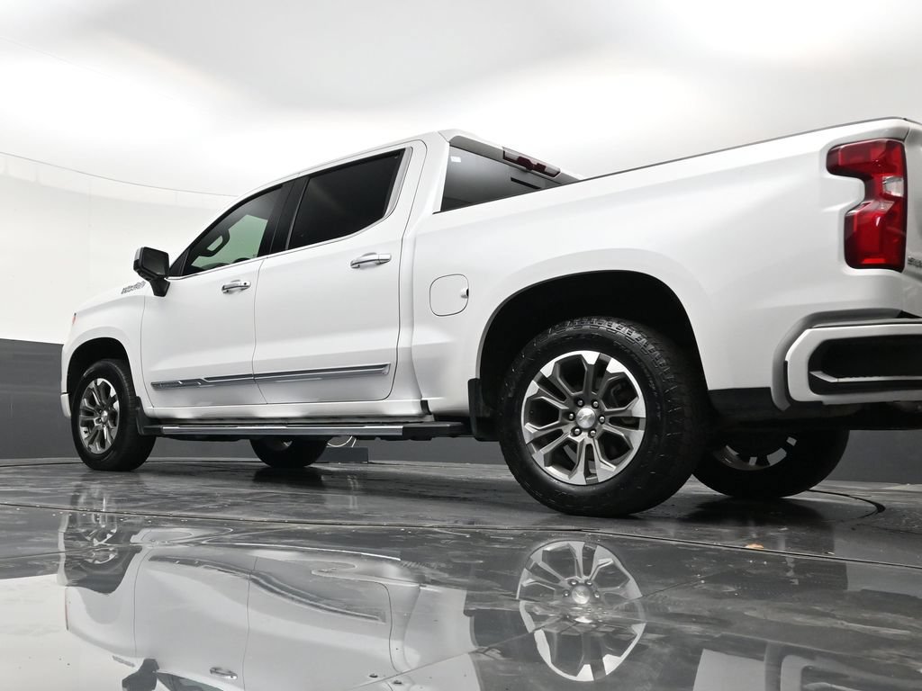 Used 2024 Chevrolet Silverado 1500 High Country AWD/4WD image 22