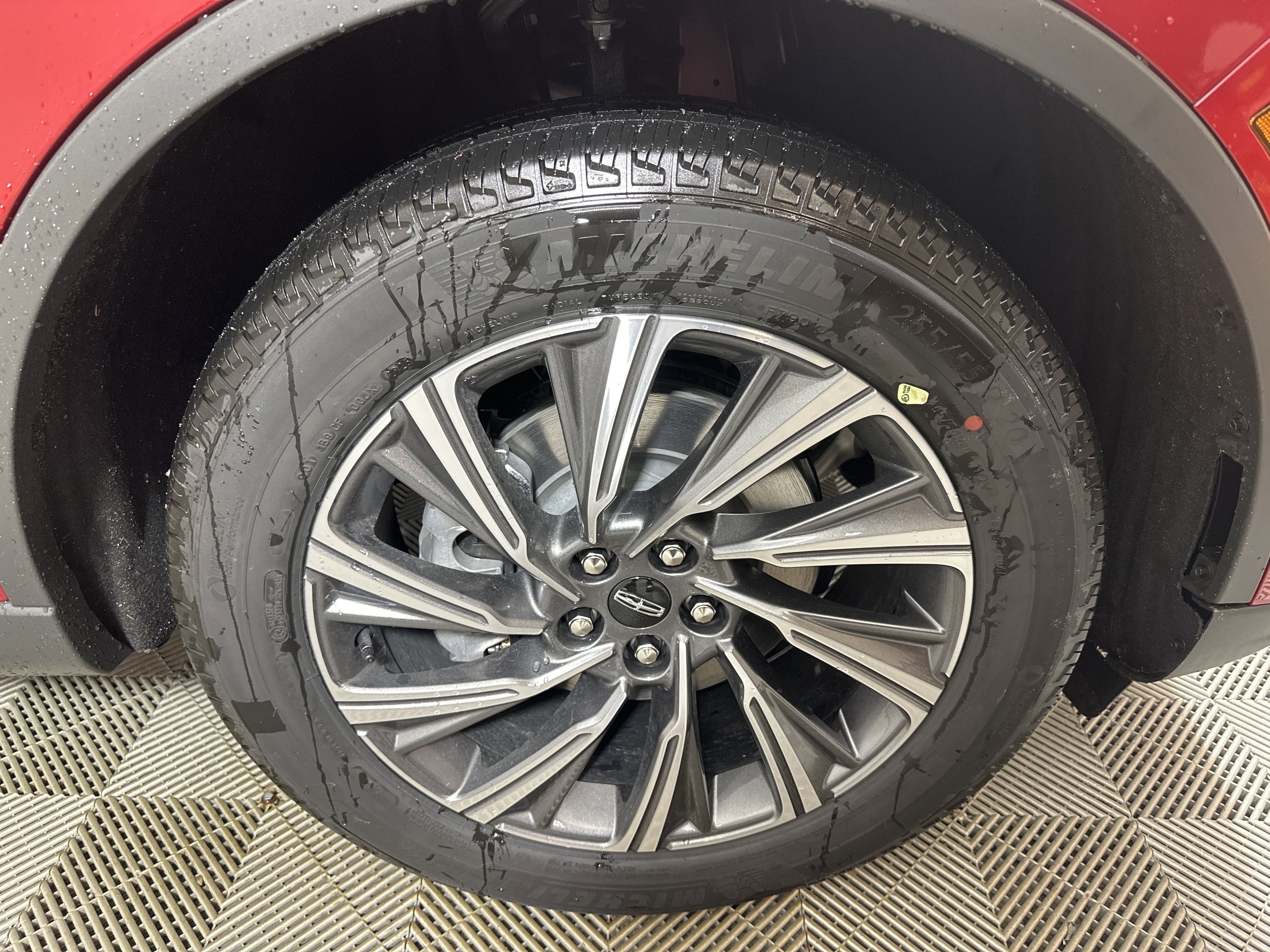 New 2025 Lincoln Aviator AWD w/ Equipment Group 101A image 26