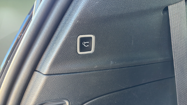 Used 2025 Chrysler Pacifica Select FWD image 35