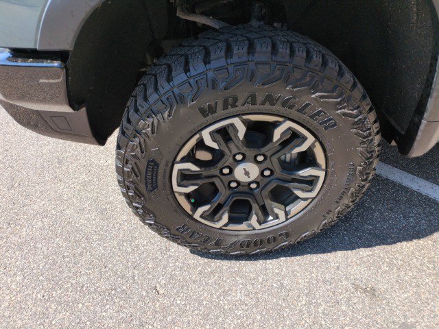 Used 2025 Chevrolet Silverado 1500 ZR2 w/ Technology Package image 11
