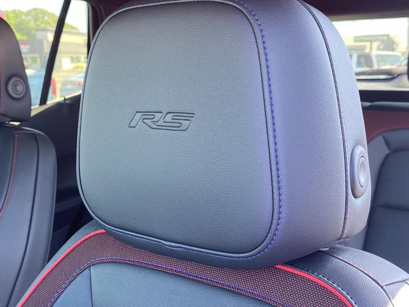 New 2026 Chevrolet Equinox RS w/ Convenience Package III FWD image 11
