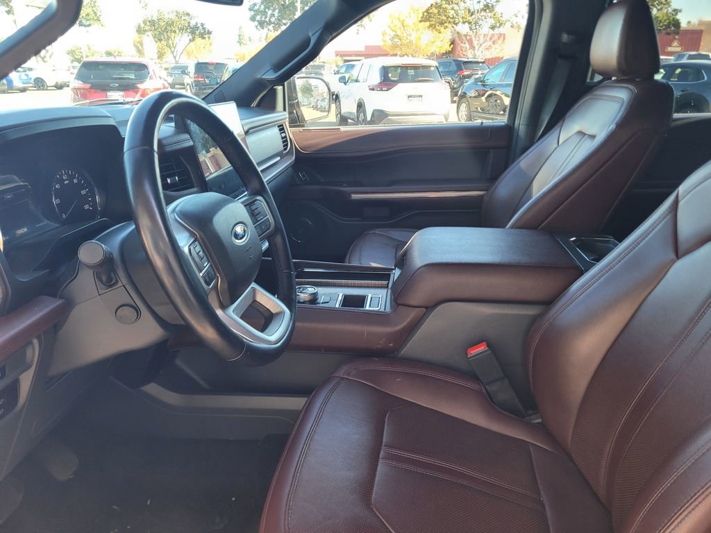 Used 2023 Ford Expedition Max Limited image 10