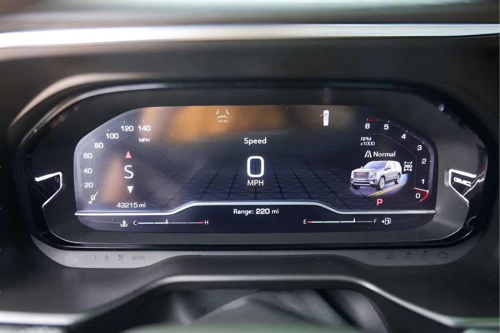 Used 2023 GMC Yukon Denali AWD/4WD image 14