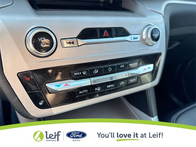 Used 2023 Ford Explorer XLT w/ Equipment Group 202A image 21