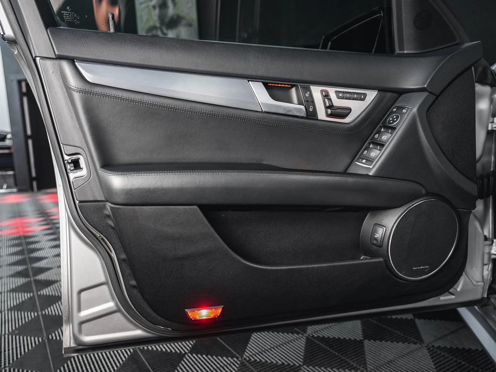 Used 2012 Mercedes-Benz C 63 AMG Sedan image 34