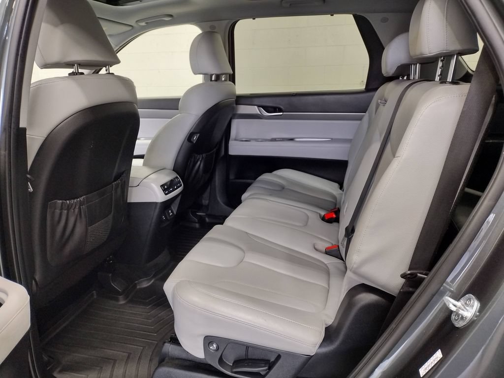 Certified 2022 Hyundai Palisade SEL w/ 8P Bench Seat Package AWD/4WD image 32