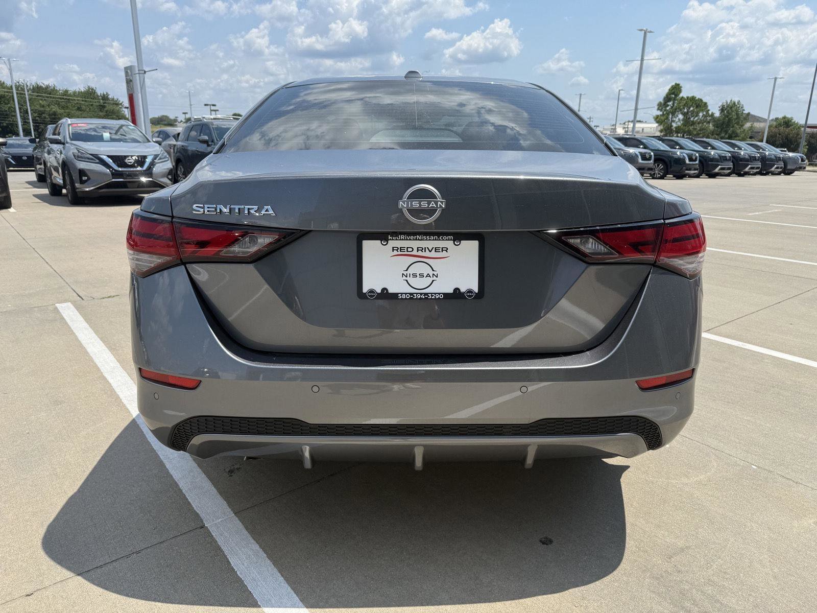 Used 2025 Nissan Sentra SV w/ All-Weather Package FWD image 7