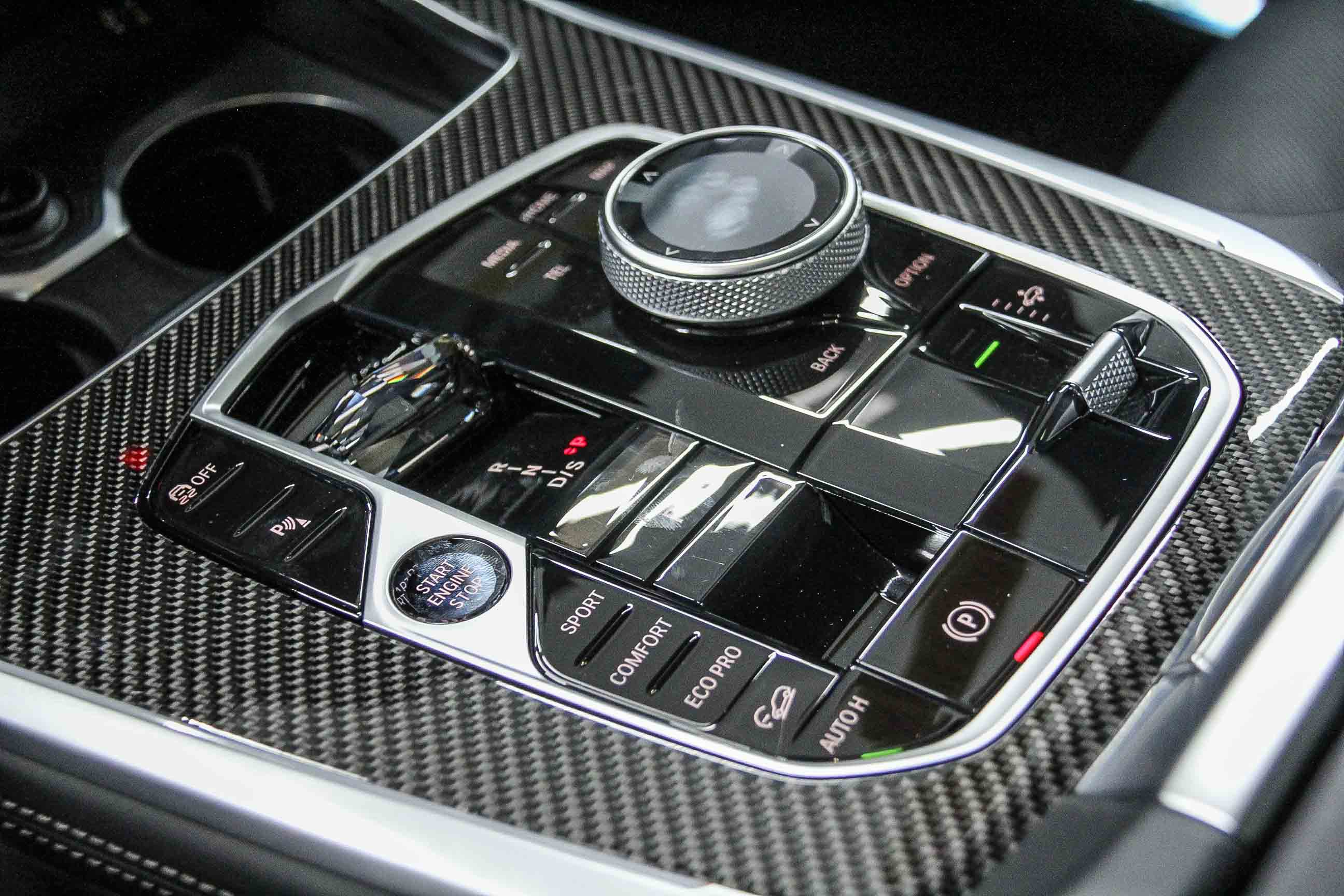 New 2026 BMW X7 M60i image 21