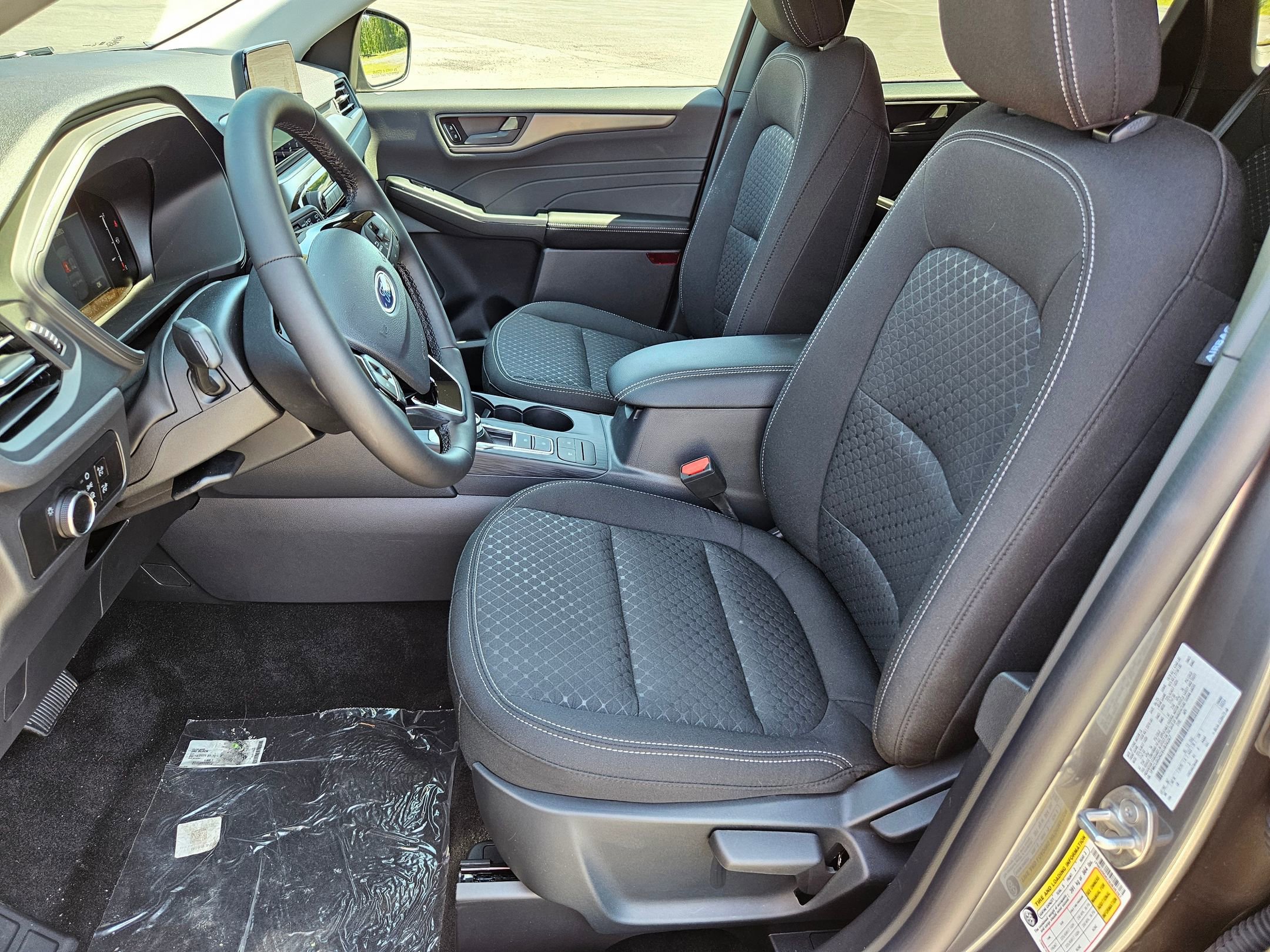 New 2025 Ford Escape Active w/ Cold Weather Package image 4