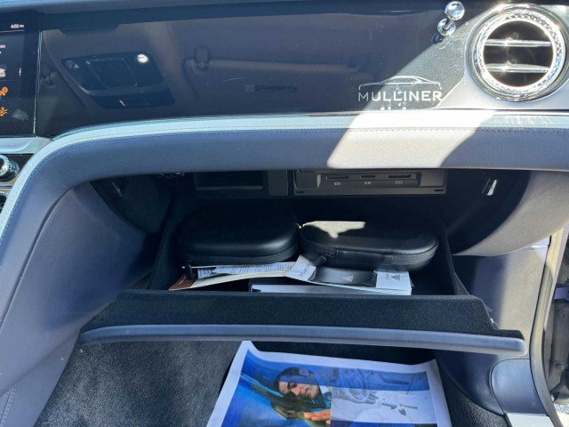 Used 2023 Bentley Flying Spur W12 image 69