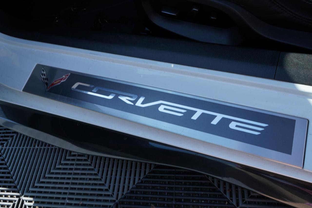 Used 2016 Chevrolet Corvette Stingray Coupe w/ 3LT Preferred Equipment Group RWD image 19