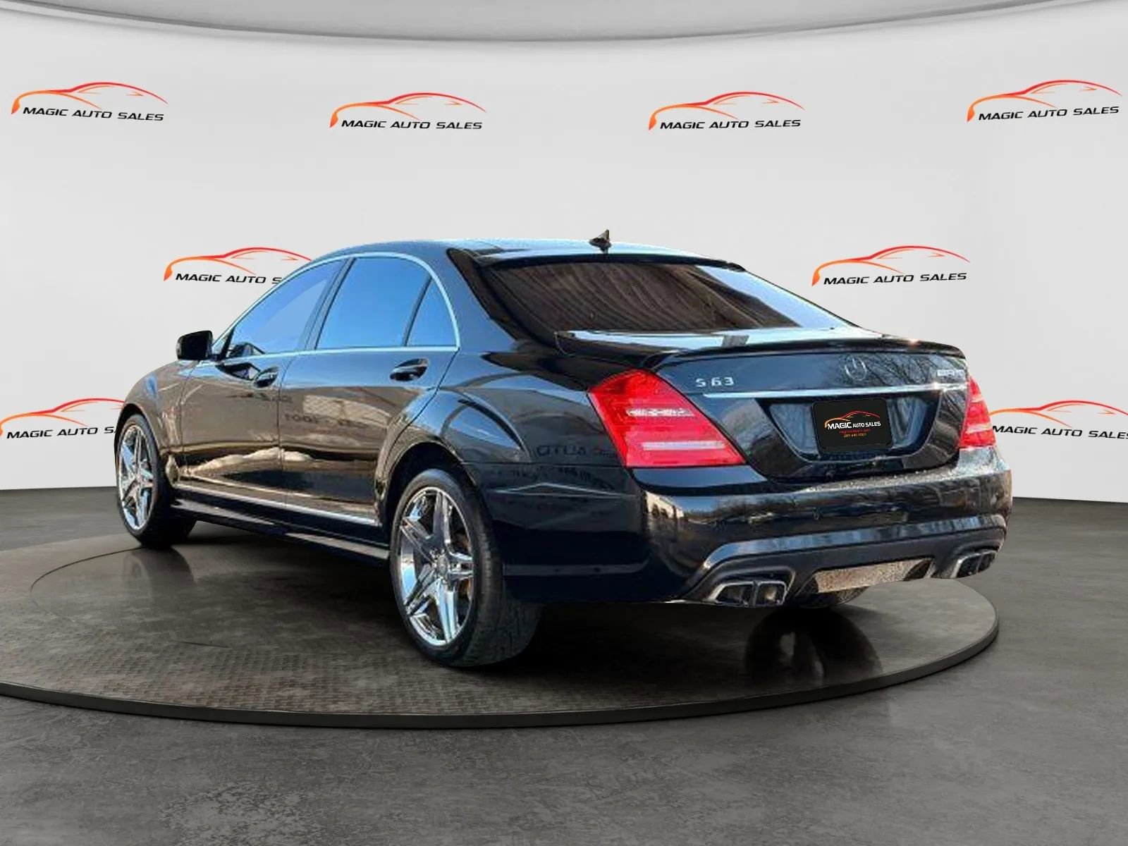 Used 2011 Mercedes-Benz S 63 AMG image 9