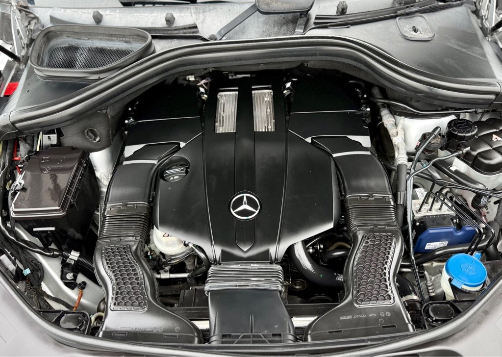 Used 2016 Mercedes-Benz GL 450 4MATIC image 23
