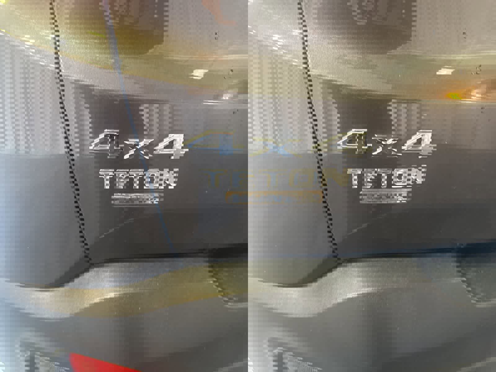 Used 2017 Jeep Renegade Latitude w/ Popular Equipment Group image 11