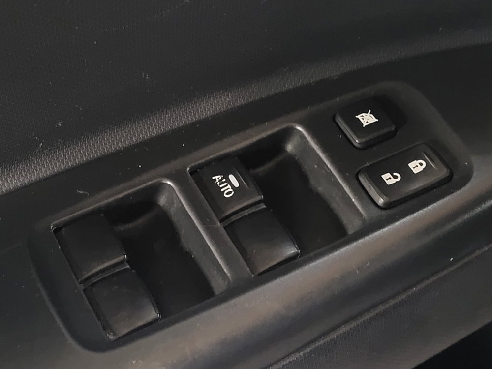 Used 2024 Mitsubishi Mirage ES FWD image 27