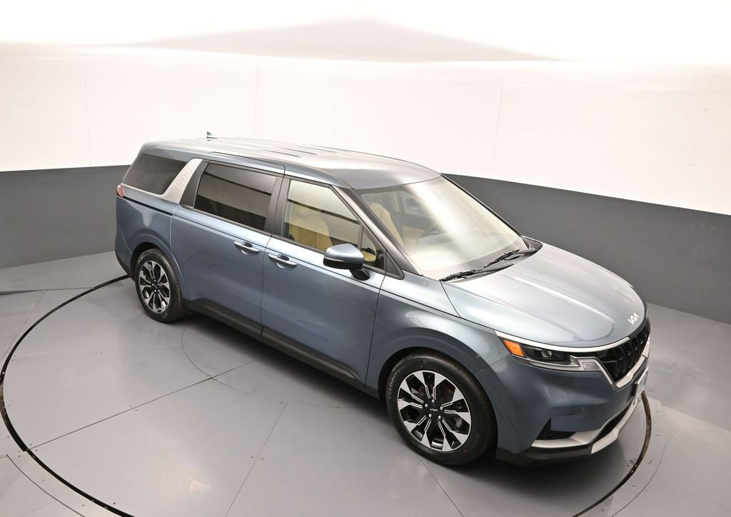 Used 2024 Kia Carnival EX FWD image 37