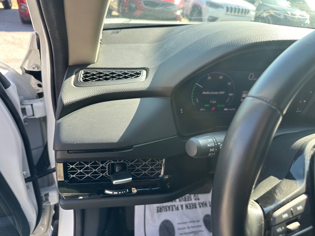 Used 2024 Honda Accord Touring image 12