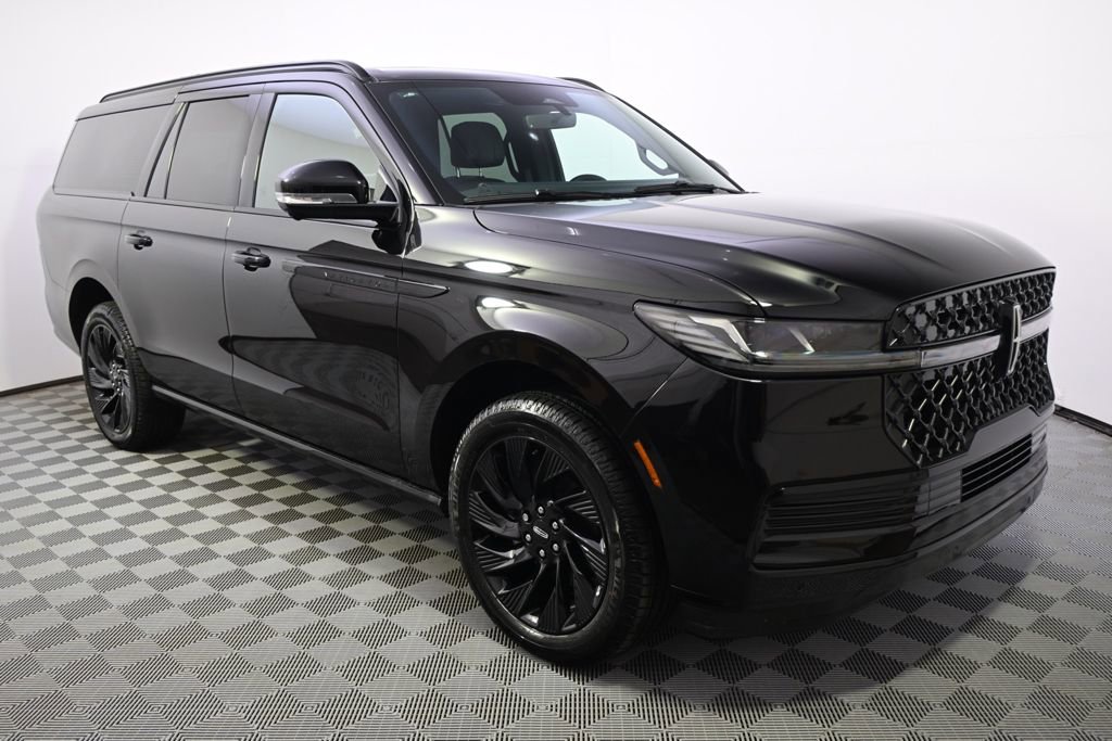 New 2026 Lincoln Navigator L Reserve w/ Jet Appearance Package image 8