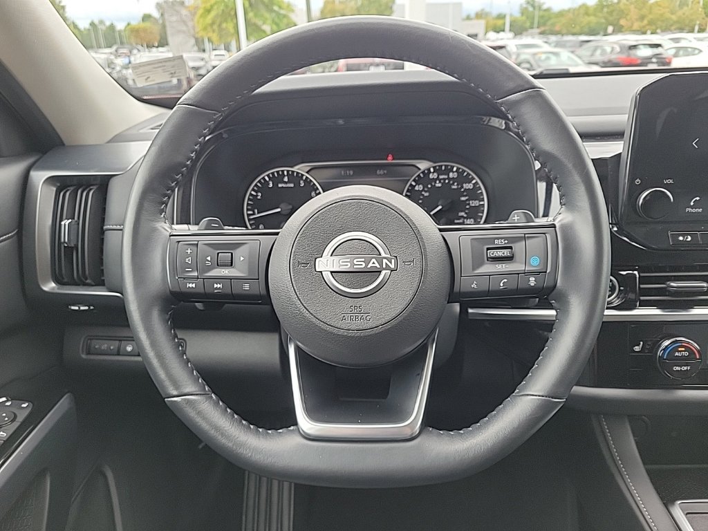 Certified 2024 Nissan Pathfinder SL w/ Black Appearance Package AWD/4WD image 24