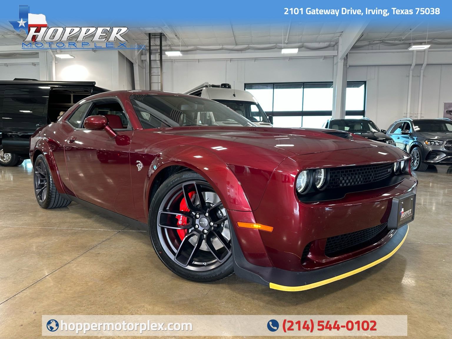 Used 2018 Dodge Challenger SRT Hellcat image 1