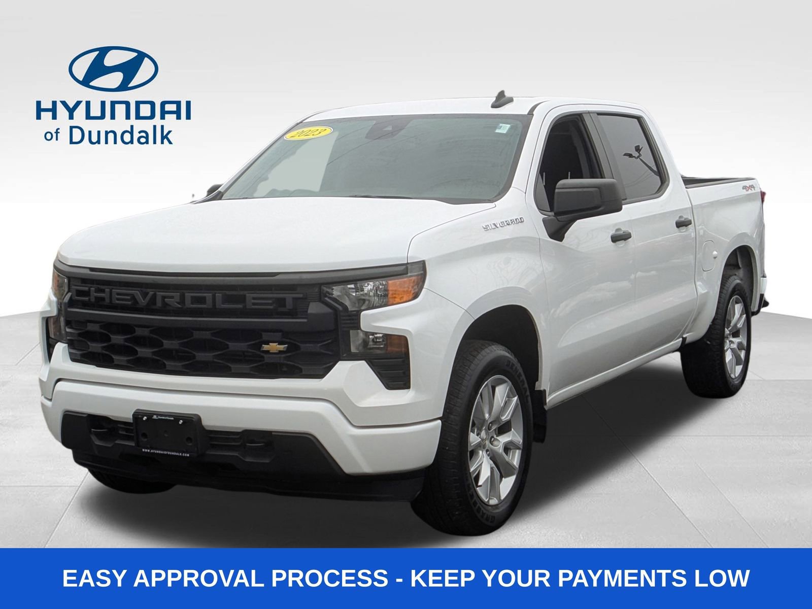 Used 2022 Chevrolet Silverado 1500 Custom image 1