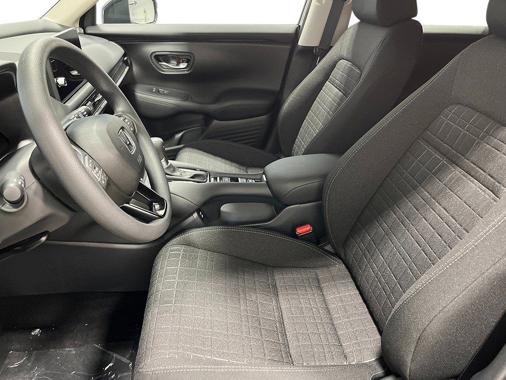New 2026 Honda HR-V LX image 12