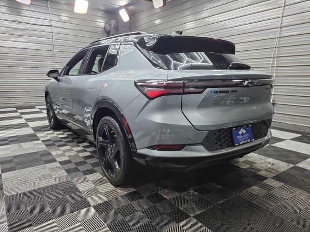Used 2024 Chevrolet Equinox EV RS AWD/4WD image 8