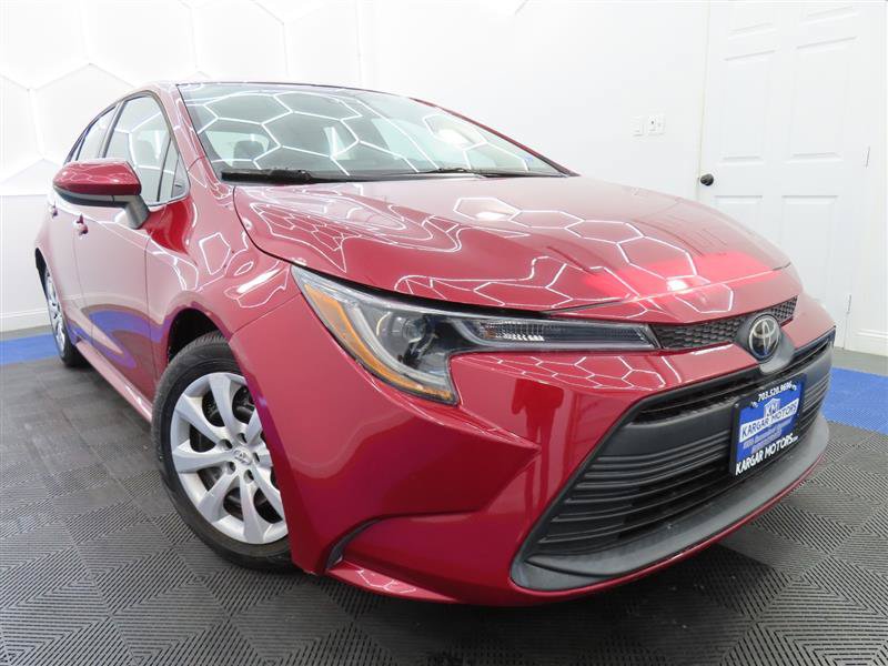 Used 2023 Toyota Corolla LE FWD image 3