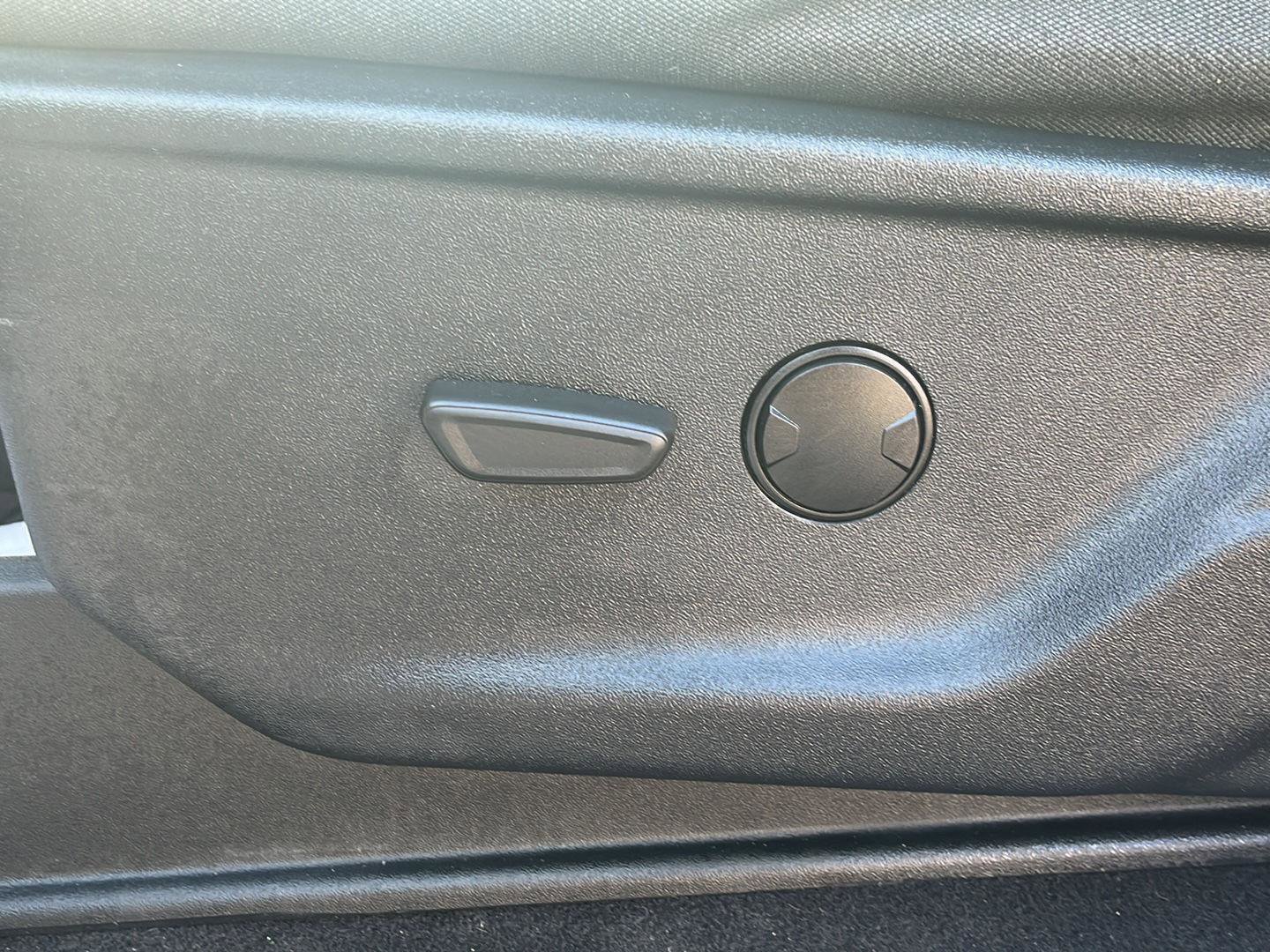 Used 2023 Ford F150 XLT w/ Equipment Group 301A Mid image 22