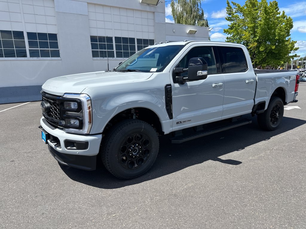 New 2026 Ford F250 Lariat w/ Black Appearance Package AWD/4WD image 2