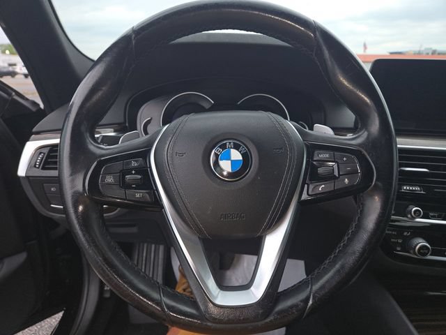 Used 2018 BMW 530i xDrive AWD/4WD image 14
