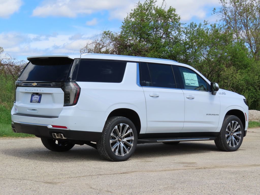 New 2026 Chevrolet Suburban High Country w/ Sun And Tow Package AWD/4WD image 3